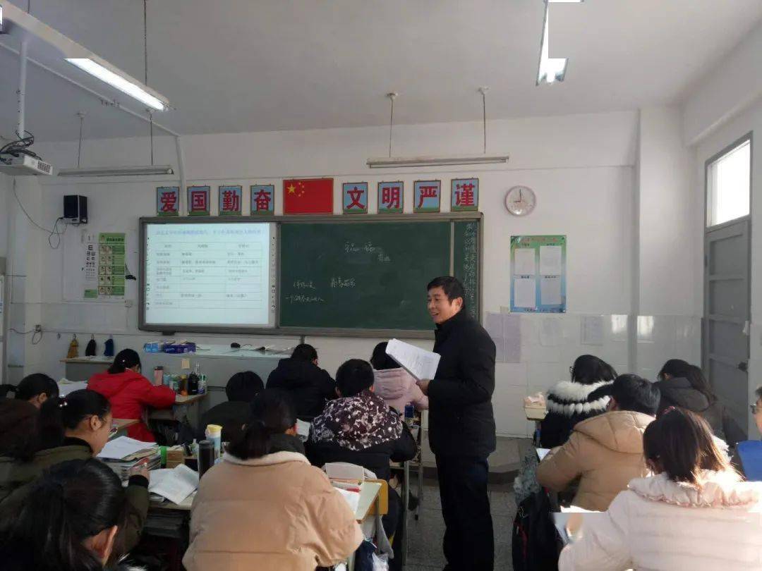 广东省小坑镇学校，教育之光，照亮乡村未来